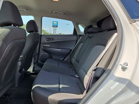 Used 2023 Hyundai Kona SEL AWD/4WD image 28
