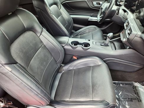 Used 2024 Ford Mustang Premium RWD image 5