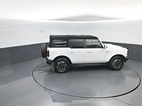 Used 2022 Ford Bronco Outer Banks AWD/4WD image 30