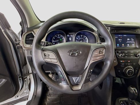 Used 2018 Hyundai Santa Fe Sport w/ 2.4L Value Package 02 FWD image 13