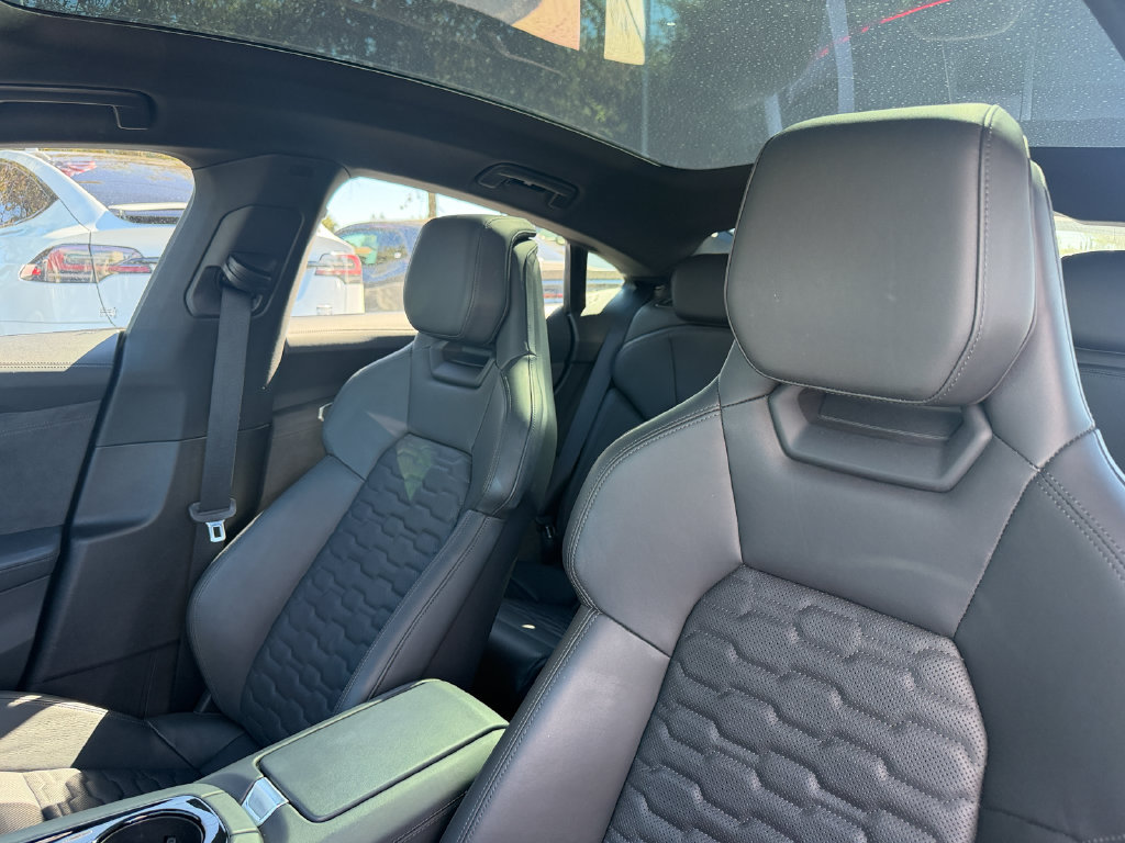 Used 2022 Audi e-tron GT Prestige w/ Prestige Package AWD/4WD image 25