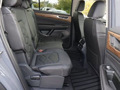 New 2026 Volkswagen Atlas SE image 18