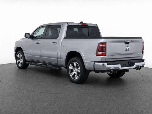 Used 2022 RAM 1500 Laramie AWD/4WD image 4