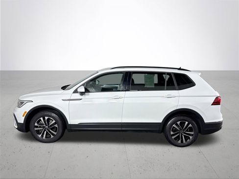 Certified 2023 Volkswagen Tiguan S image 10
