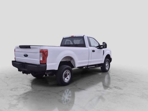 Used 2019 Ford F250 XL w/ Snow Plow Prep Package AWD/4WD image 8