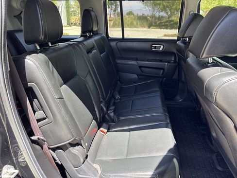 Used 2013 Honda Pilot Touring image 19