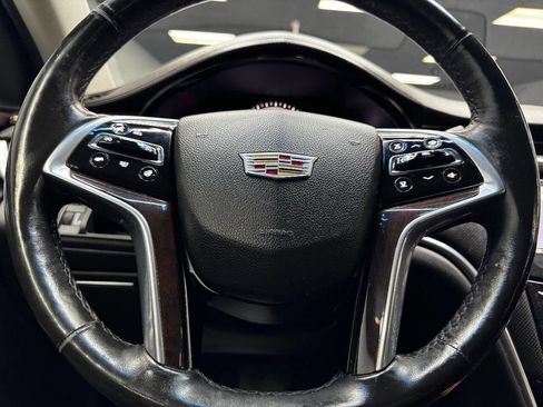 Used 2017 Cadillac XTS Luxury image 22