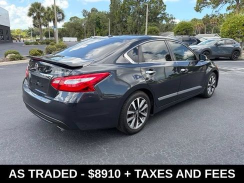 Used 2017 Nissan Altima 2.5 SL w/ 2.5 Technology Package FWD image 6