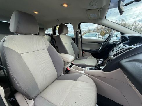 Used 2013 Ford Focus SE image 45