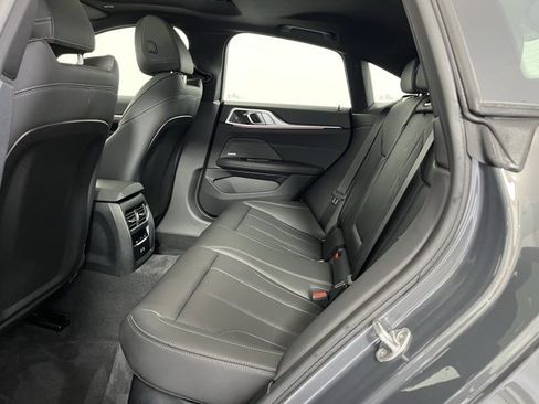 Used 2025 BMW 440i xDrive w/ Premium Package image 19