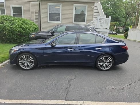 Used 2023 INFINITI Q50 Sensory AWD/4WD image 3