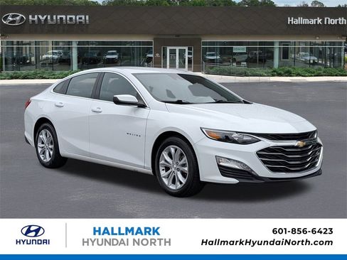 Used 2024 Chevrolet Malibu LT image 1