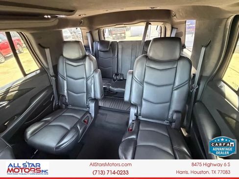 Used 2019 Cadillac Escalade Platinum w/ Escalade Sport Edition AWD/4WD image 17