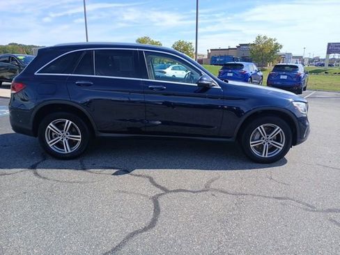 Used 2021 Mercedes-Benz GLC 300 GLC 300 image 8