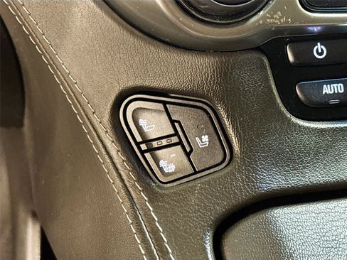 Used 2020 Chevrolet Tahoe Premier w/ Premier Plus Edition AWD/4WD image 21