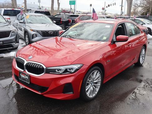 Used 2023 BMW 330e xDrive w/ Premium Package image 7