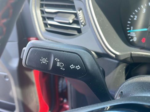 Used 2022 Ford Escape SEL w/ SEL Stealth AWD Package image 17