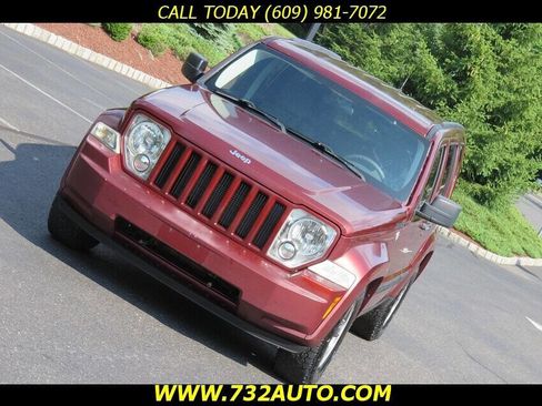 Used 2008 Jeep Liberty Sport image 14