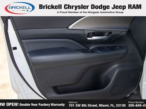 Used 2024 Toyota Grand Highlander XLE FWD image 10
