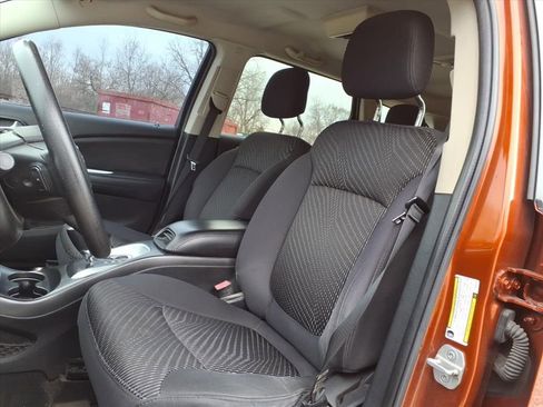 Used 2013 Dodge Journey SXT w/ Flexible Seating Group image 14