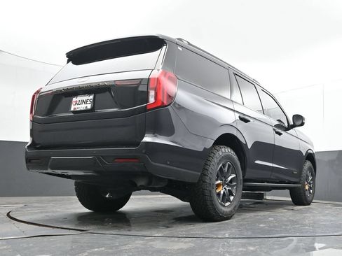 Used 2025 Ford Expedition Tremor AWD/4WD image 39