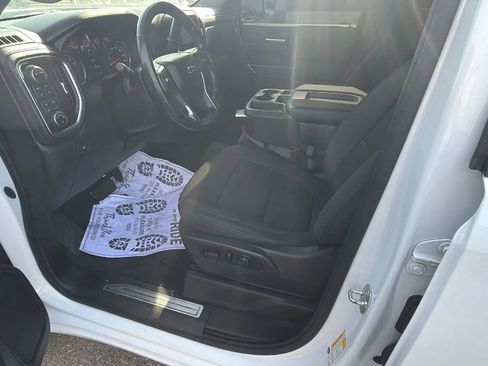 Used 2021 Chevrolet Silverado 1500 RST w/ Z71 Off-Road Package image 24