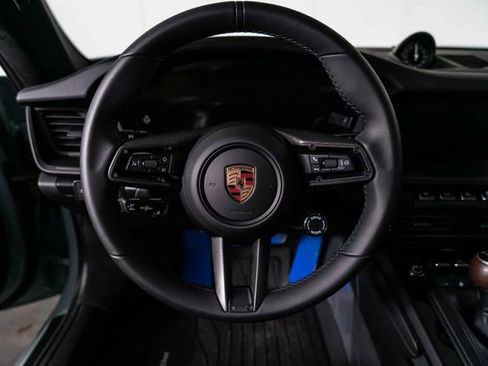 Used 2025 Porsche 911 Carrera T RWD image 17
