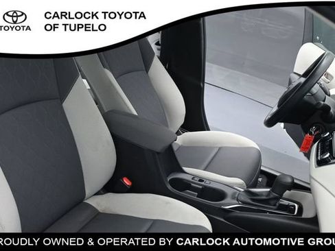 Used 2026 Toyota Corolla LE FWD image 39