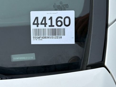 Used 2019 Mercedes-Benz C 300 Sedan image 4