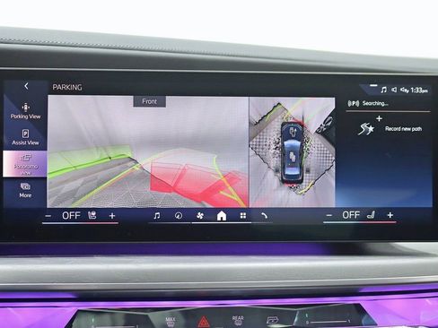 Used 2023 BMW i7 xDrive60 w/ Executive Package 2 image 21