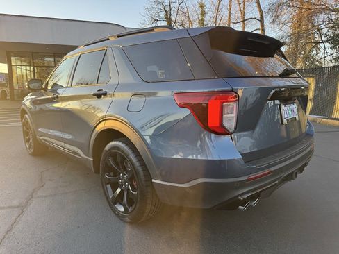 Used 2020 Ford Explorer ST w/ ST Street Pack image 3