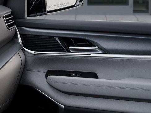New 2026 Jeep Grand Wagoneer Limited AWD/4WD image 25