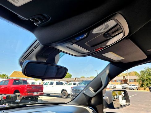 Used 2025 RAM 1500 Big Horn image 31