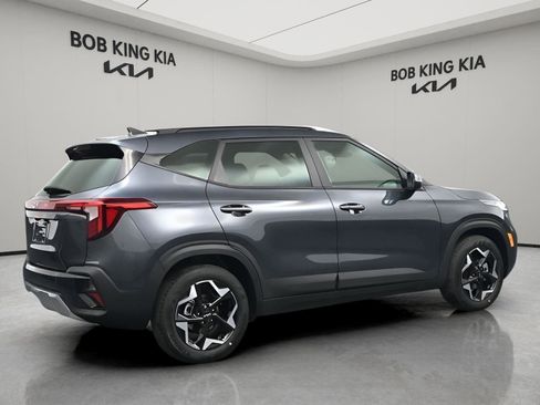 New 2026 Kia Seltos S FWD image 4