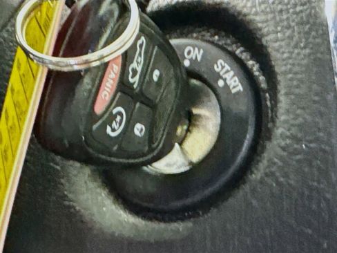 Used 2013 Chrysler 200 Limited w/ Sun/Sound Group image 18