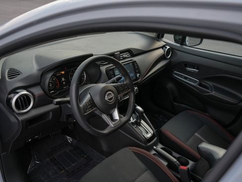 Used 2023 Nissan Versa SR w/ Trunk Package image 13