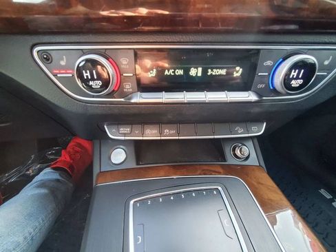 Used 2018 Audi Q5 2.0T Premium AWD/4WD image 25
