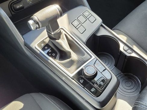 Used 2023 Kia Sportage LX AWD/4WD image 23