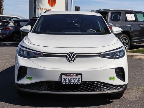 Used 2023 Volkswagen ID.4 Pro image 2