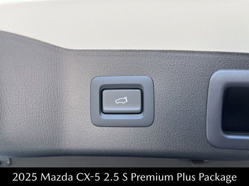 New 2025 MAZDA CX-5 AWD 2.5 S w/ Premium Plus Pkg image 26