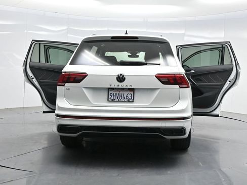 Used 2023 Volkswagen Tiguan SE R-Line FWD image 30