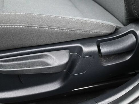 Used 2025 Kia K4 FWD image 12