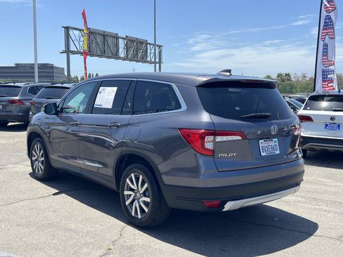 Used 2019 Honda Pilot EX image 3