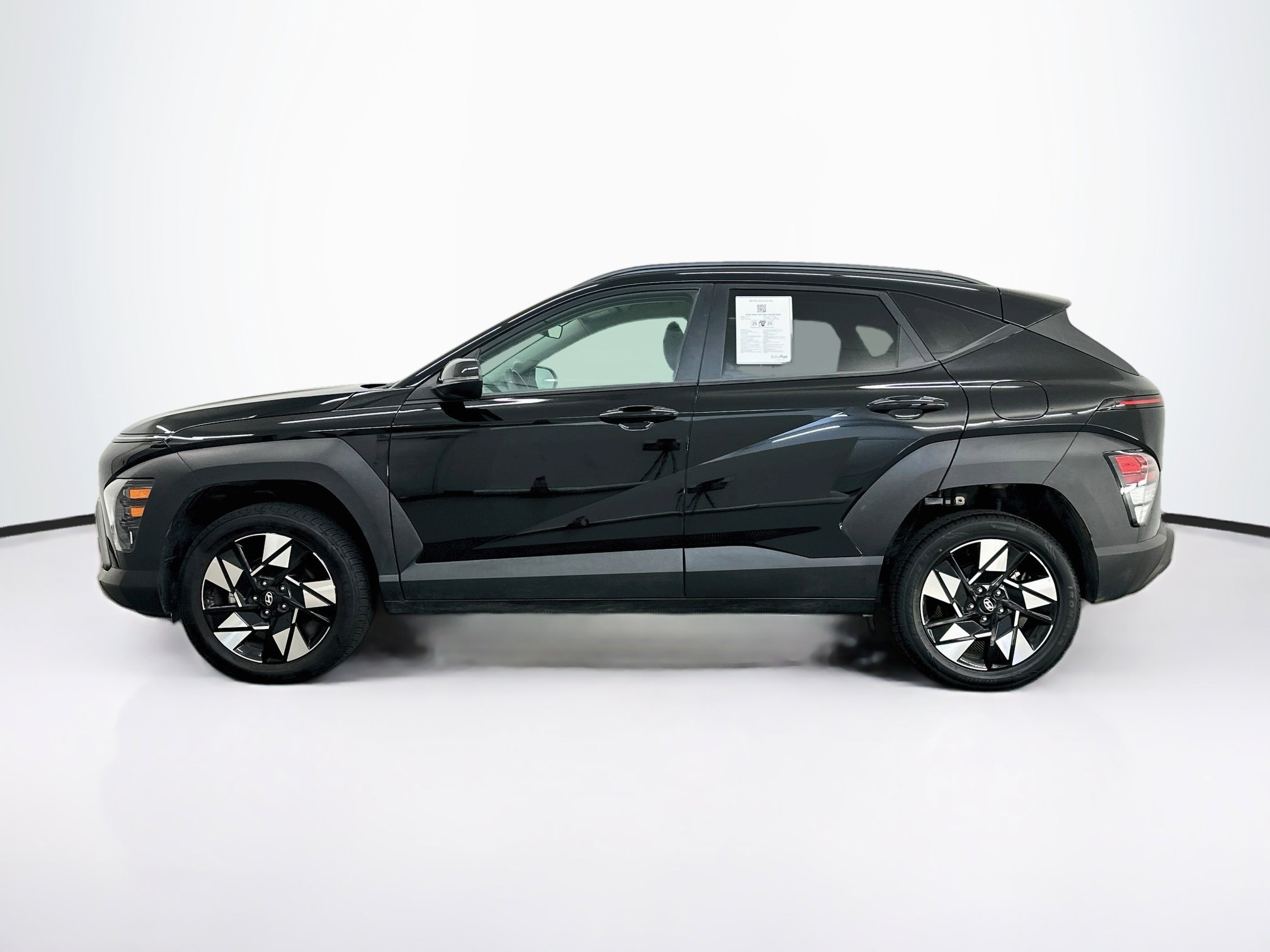 Used 2025 Hyundai Kona SEL AWD/4WD image 4