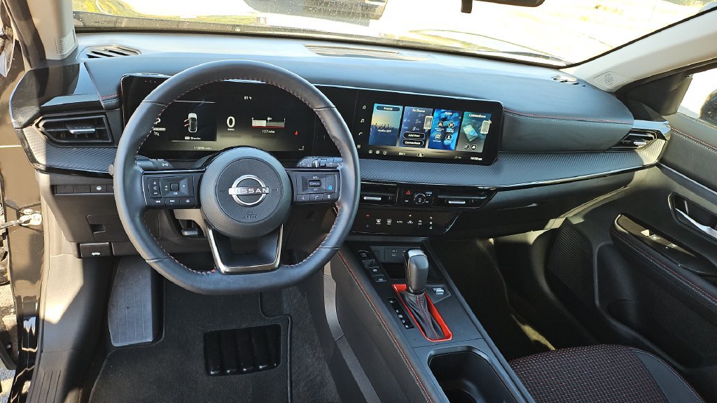 Used 2026 Nissan Kicks SR FWD image 6
