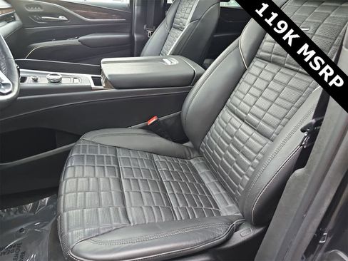 Used 2024 Cadillac Escalade ESV Sport Platinum image 15