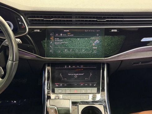 Used 2022 Audi Q8 Premium Plus w/ Premium Plus Package image 13