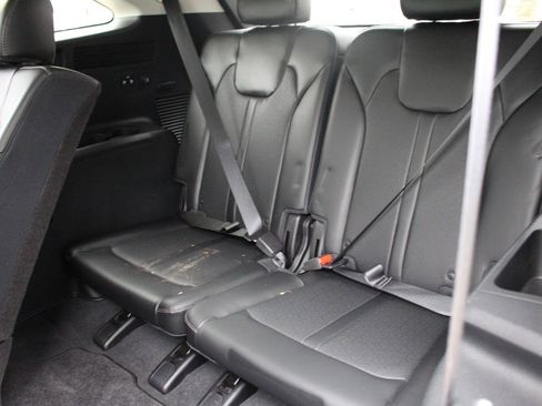 Used 2023 Kia Sorento S w/ Panoramic Sunroof Package image 32