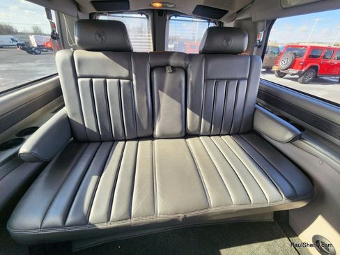 Used 2013 GMC Savana 2500 image 29