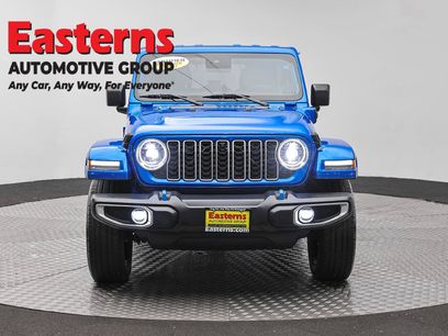 Used 2024 Jeep Wrangler Unlimited Sahara w/ Technology Group